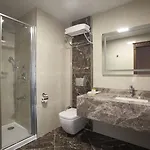 Hotel Grand Altuntas 5*