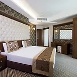 Grand Altuntas 5*