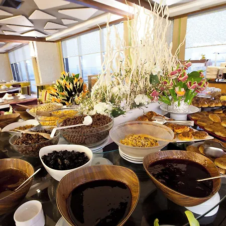 Grand Altuntas Отель