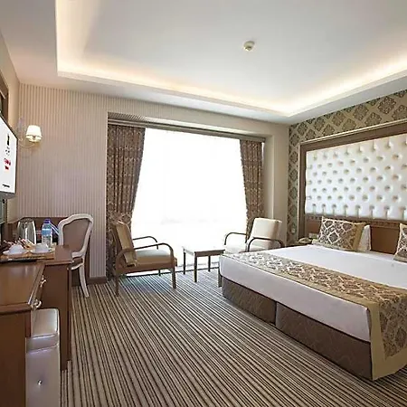 Grand Altuntas 5*