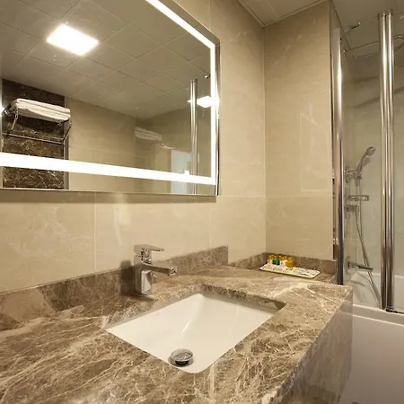 מלון Grand Altuntas 5*