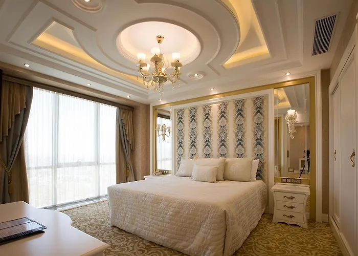 Отель Grand Altuntas Аксарай