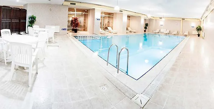 Grand Altuntas מלון אקסאראי