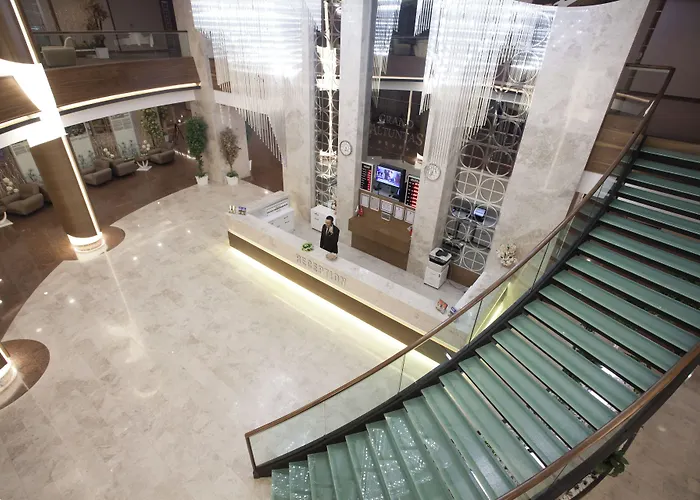 Grand Altuntas Hotel