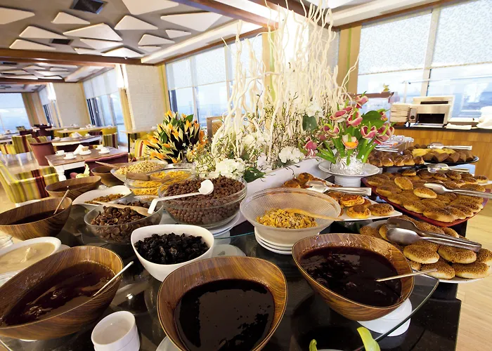 Grand Altuntas Отель