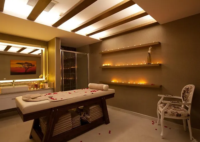 Grand Altuntas 악사라이