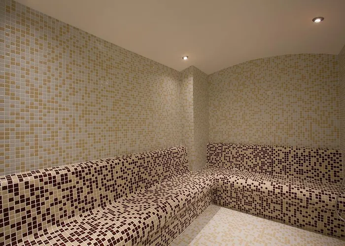 Grand Altuntas אקסאראי