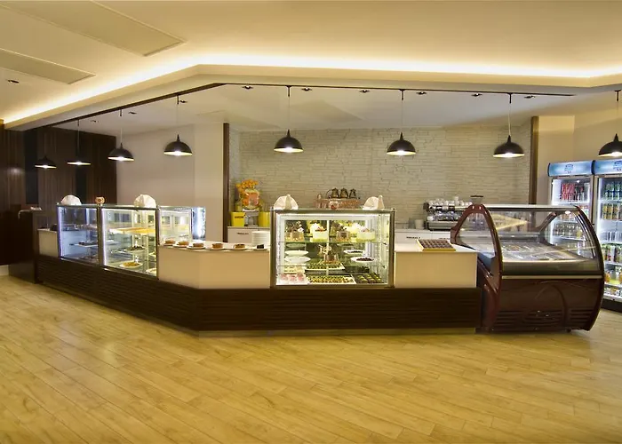 Отель Grand Altuntas Аксарай