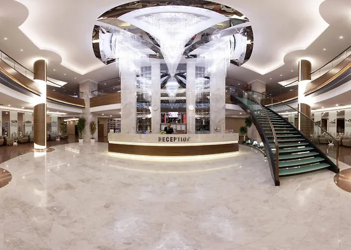 Grand Altuntas Отель Аксарай